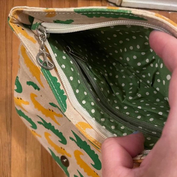 Bungalow 360 crocodiles clutch - Picture 4 of 6